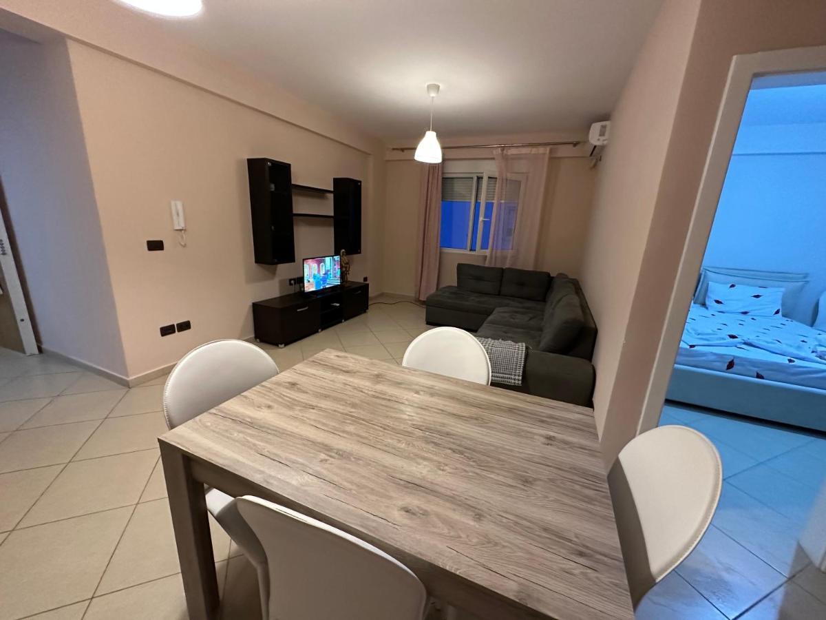 Apartamento Blerta Apartament *